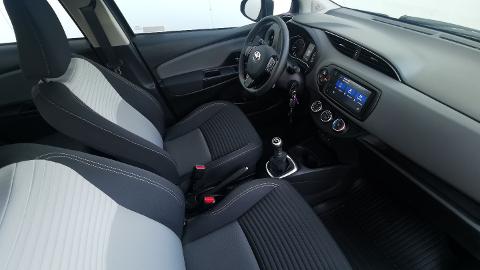 Toyota Yaris III  (111KM) - 66 800  PLN, 2020 - Wałbrzych - wyprzedaż | Autoria.pl