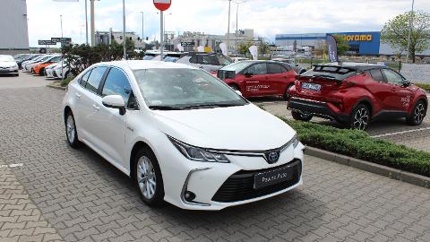 Toyota Corolla Seria E21  (122KM) -  102 800  PLN, 2020 - Kobierzyce - wyprzedaż | Autoria.pl