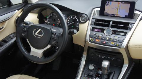 Lexus NX (238KM) -  152 000  PLN, 2015 - Warszawa - wyprzedaż | Autoria.pl