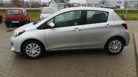 Toyota Yaris III  (69KM) - 40 900  PLN, 2016 - Białystok - wyprzedaż | Autoria.pl