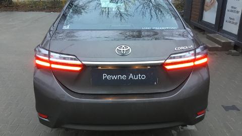 Toyota Corolla Seria E16  (132KM) - 69 900  PLN, 2018 - Kalinówka - wyprzedaż | Autoria.pl