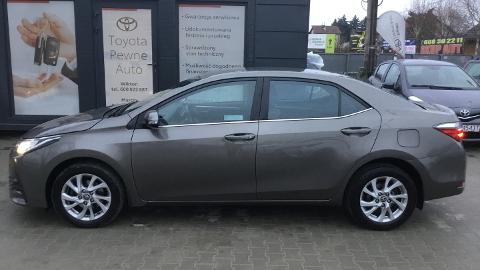 Toyota Corolla Seria E16  (132KM) - 69 900  PLN, 2018 - Kalinówka - wyprzedaż | Autoria.pl