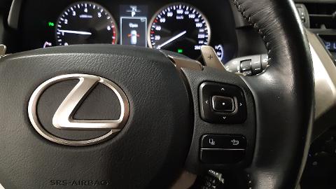 Lexus NX (238KM) -  124 900  PLN, 2016 - Kraków - wyprzedaż | Autoria.pl