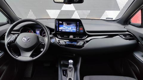 Toyota C-HR (122KM) - 99 900  PLN, 2019 - Wrocław - wyprzedaż | Autoria.pl