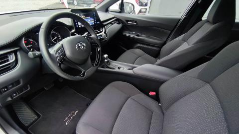 Toyota C-HR (122KM) - 99 900  PLN, 2019 - Wrocław - wyprzedaż | Autoria.pl