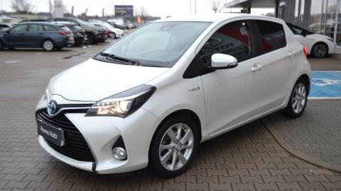 Toyota Yaris III  (74KM) - 62 800  PLN, 2015 - Mirków - wyprzedaż | Autoria.pl