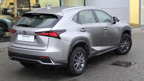 Lexus NX (155KM) -  143 900  PLN, 2018 - Warszawa - wyprzedaż | Autoria.pl