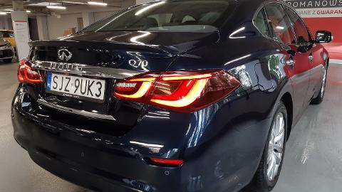 Infiniti Q70 (306KM) -  105 900  PLN, 2017 - Kraków - wyprzedaż | Autoria.pl