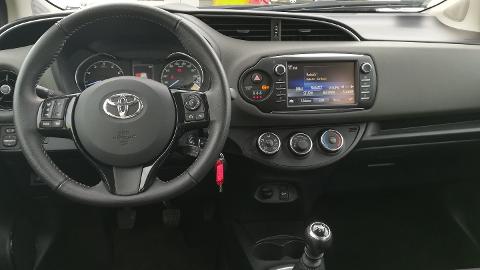 Toyota Yaris III  (111KM) - 63 900  PLN, 2019 - Białystok - wyprzedaż | Autoria.pl