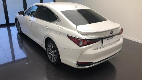 Lexus ES (218KM) -  204 900  PLN, 2020 - Warszawa - wyprzedaż | Autoria.pl