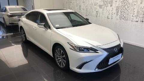 Lexus ES (218KM) -  204 900  PLN, 2020 - Warszawa - wyprzedaż | Autoria.pl