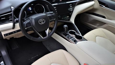 Toyota Camry (218KM) -  137 900  PLN, 2019 - Warszawa - wyprzedaż | Autoria.pl