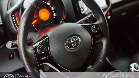 Toyota Aygo II  (72KM) - 49 900  PLN, 2019 - Sulejówek - wyprzedaż | Autoria.pl