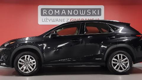 Lexus NX (197KM) - 1 775  PLN, 2019 - Kraków - wyprzedaż | Autoria.pl