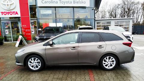 Toyota Auris II  (135KM) - 75 900  PLN, 2017 - Czechowice Dziedzice - wyprzedaż | Autoria.pl