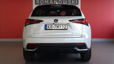 Lexus NX (197KM) - 1 678  PLN, 2019 - Kraków - wyprzedaż | Autoria.pl