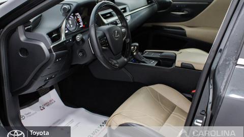 Lexus ES (218KM) -  219 900  PLN, 2019 - Warszawa - wyprzedaż | Autoria.pl