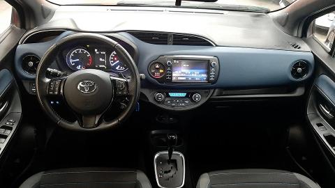 Toyota Yaris III  (111KM) - 69 500  PLN, 2018 - Gdańsk - wyprzedaż | Autoria.pl