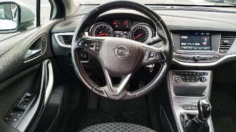 Opel Astra K  (125KM) - 55 900  PLN, 2017 - Czechowice Dziedzice - wyprzedaż | Autoria.pl