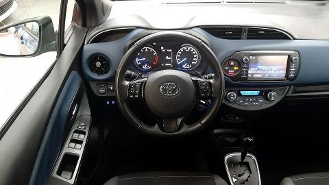 Toyota Yaris III  (111KM) - 69 500  PLN, 2018 - Gdańsk - wyprzedaż | Autoria.pl