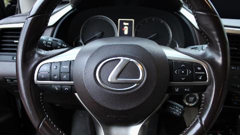 Lexus RX IV  (238KM) -  174 900  PLN, 2018 - Warszawa - wyprzedaż | Autoria.pl