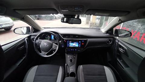 Toyota Auris II  (99KM) - 61 800  PLN, 2016 - Marki - wyprzedaż | Autoria.pl