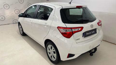 Toyota Yaris III  (111KM) - 59 900  PLN, 2019 - Poznań - wyprzedaż | Autoria.pl