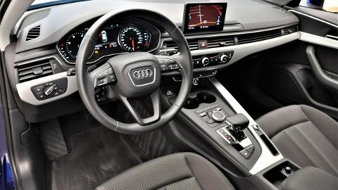 Audi A4 B9  (150KM) -  123 650  PLN, 2018 - Kielce - wyprzedaż | Autoria.pl