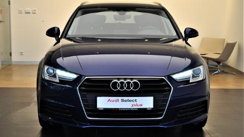 Audi A4 B9  (150KM) -  123 650  PLN, 2018 - Kielce - wyprzedaż | Autoria.pl