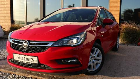 Opel Astra K  (110KM) - 36 900  PLN, 2016 - Stare Miasto - wyprzedaż | Autoria.pl