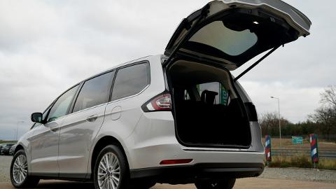 Ford Galaxy Mk3  (180KM) - 98 700  PLN, 2019 - Otmuchów - wyprzedaż | Autoria.pl