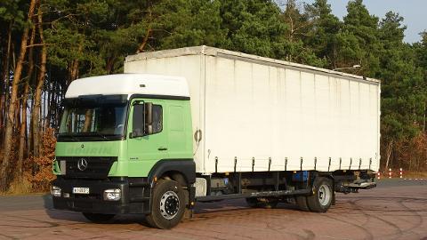 Mercedes-Benz AXOR 1828 Firanka Zsuwany Dach - 30 000  PLN, 2005 - Łazy - wyprzedaż | Autoria.pl