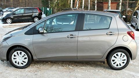 Toyota Yaris III  (73KM) - 48 950  PLN, 2016 - Łask - wyprzedaż | Autoria.pl