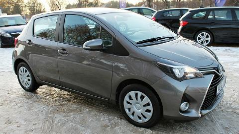 Toyota Yaris III  (73KM) - 48 950  PLN, 2016 - Łask - wyprzedaż | Autoria.pl