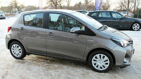 Toyota Yaris III  (73KM) - 48 950  PLN, 2016 - Łask - wyprzedaż | Autoria.pl