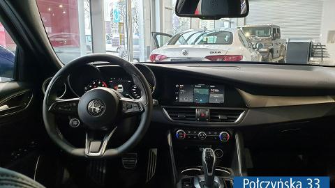 Alfa Romeo Giulia (280KM) -  205 890  PLN, 2021 - Warszawa - wyprzedaż | Autoria.pl