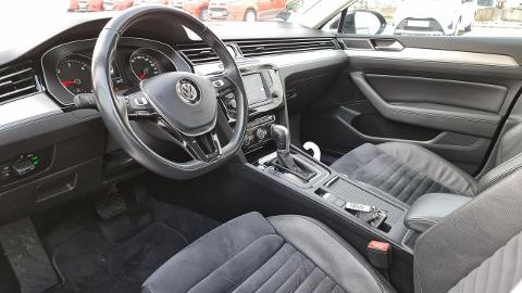 Volkswagen Passat B8  (190KM) - 94 400  PLN, 2017 - Piaseczno - wyprzedaż | Autoria.pl