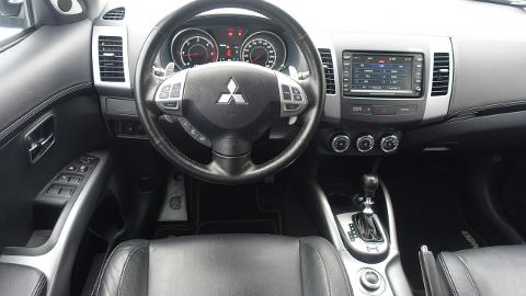 Mitsubishi Outlander II  (156KM) - 42 900  PLN, 2011 - Częstochowa - wyprzedaż | Autoria.pl