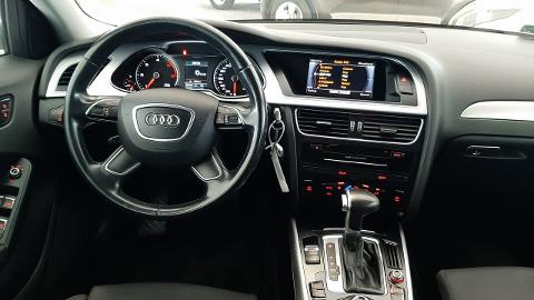 Audi A4 B8  (150KM) - 49 700  PLN, 2015 - Zduńska Wola - wyprzedaż | Autoria.pl