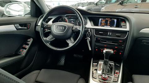 Audi A4 B8  (150KM) - 49 700  PLN, 2015 - Zduńska Wola - wyprzedaż | Autoria.pl