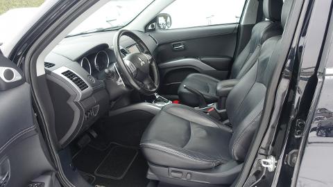 Mitsubishi Outlander II  (156KM) - 42 900  PLN, 2011 - Częstochowa - wyprzedaż | Autoria.pl