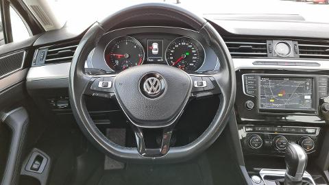 Volkswagen Passat B8  (190KM) - 94 400  PLN, 2017 - Piaseczno - wyprzedaż | Autoria.pl