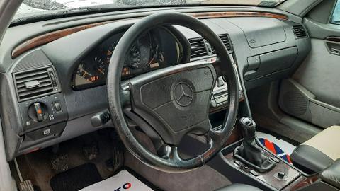 Mercedes-Benz Klasa C W202  (95KM) - 6 200  PLN, 1996 - Lębork - wyprzedaż | Autoria.pl