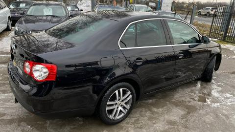 Volkswagen Jetta A5  (105KM) - 16 900  PLN, 2006 - Częstochowa - wyprzedaż | Autoria.pl