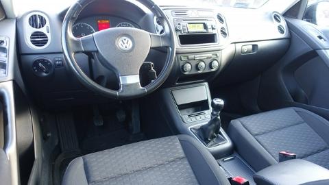 Volkswagen Tiguan I  (149KM) - 32 800  PLN, 2008 - Warszawa - wyprzedaż | Autoria.pl