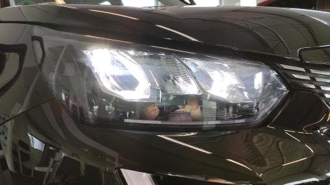 Peugeot 2008 1.2 Pure Tech Allure S&S (130KM) -  104 500  PLN, 2020 - Wrocław - wyprzedaż | Autoria.pl