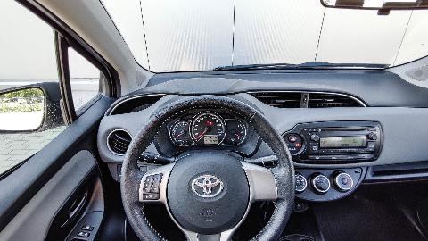 Toyota Yaris 1.0 Active EU6 (69KM) - 41 900  PLN, 2016 - Łódź - wyprzedaż | Autoria.pl