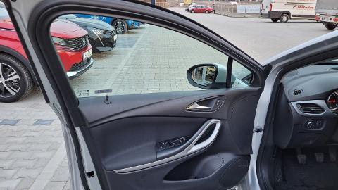 Opel Astra (125KM) - 53 900  PLN, 2018 - lublin - wyprzedaż | Autoria.pl