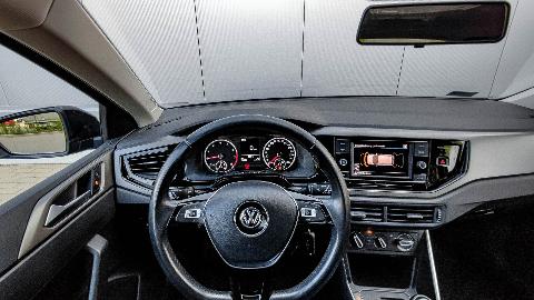 Volkswagen Polo 1.0 TSI Comfortline (95KM) - 62 900  PLN, 2018 - Łódź - wyprzedaż | Autoria.pl