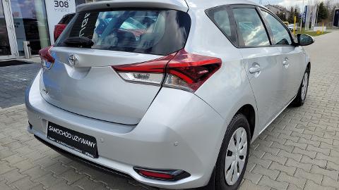 Toyota Auris 1.33 VVT-i Active (99KM) - 52 900  PLN, 2016 - lublin - wyprzedaż | Autoria.pl